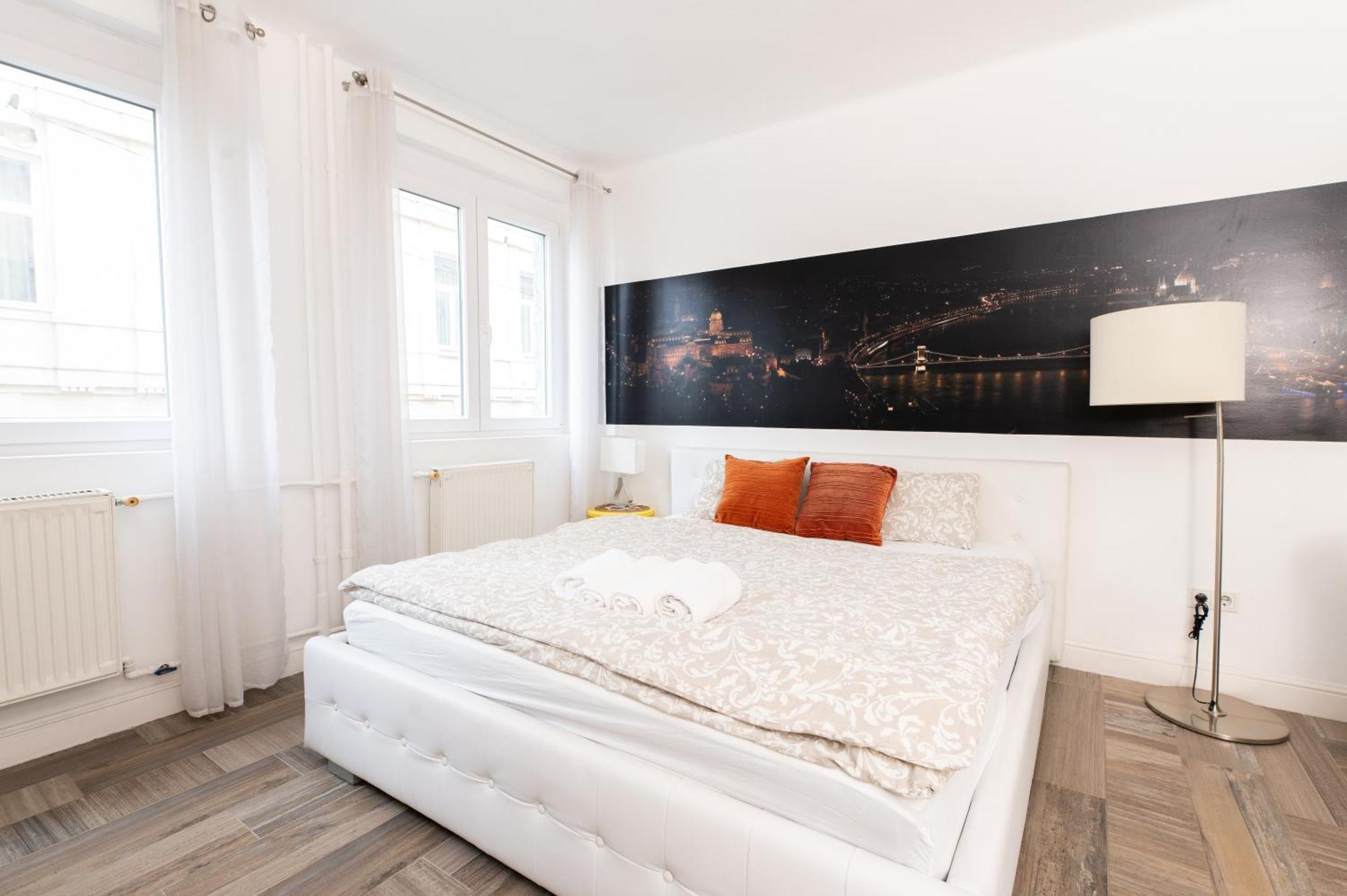 Superb Location & Chic Suite W' 2Bedroom Budapest Exterior photo