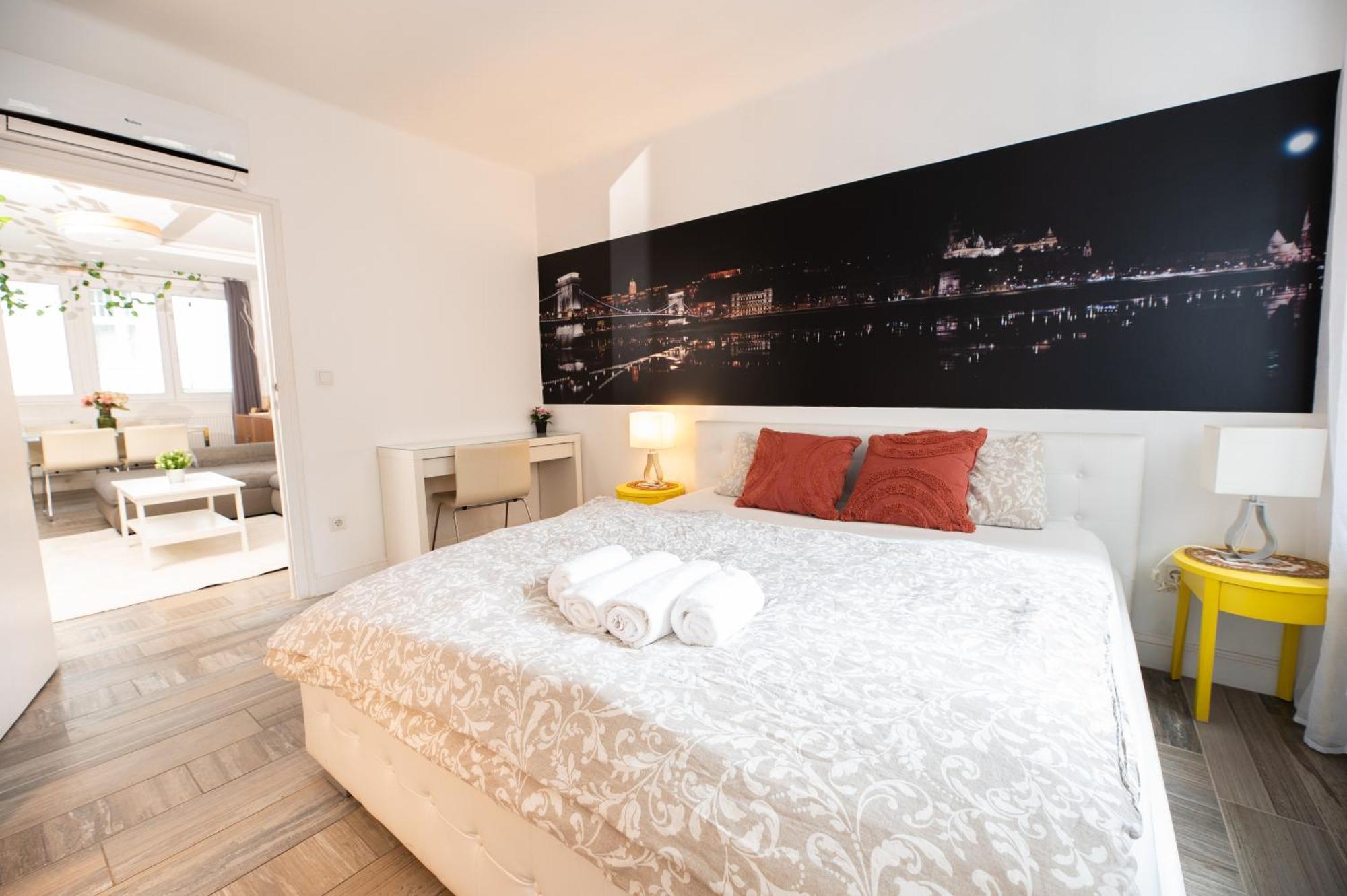 Superb Location & Chic Suite W' 2Bedroom Budapest Exterior photo